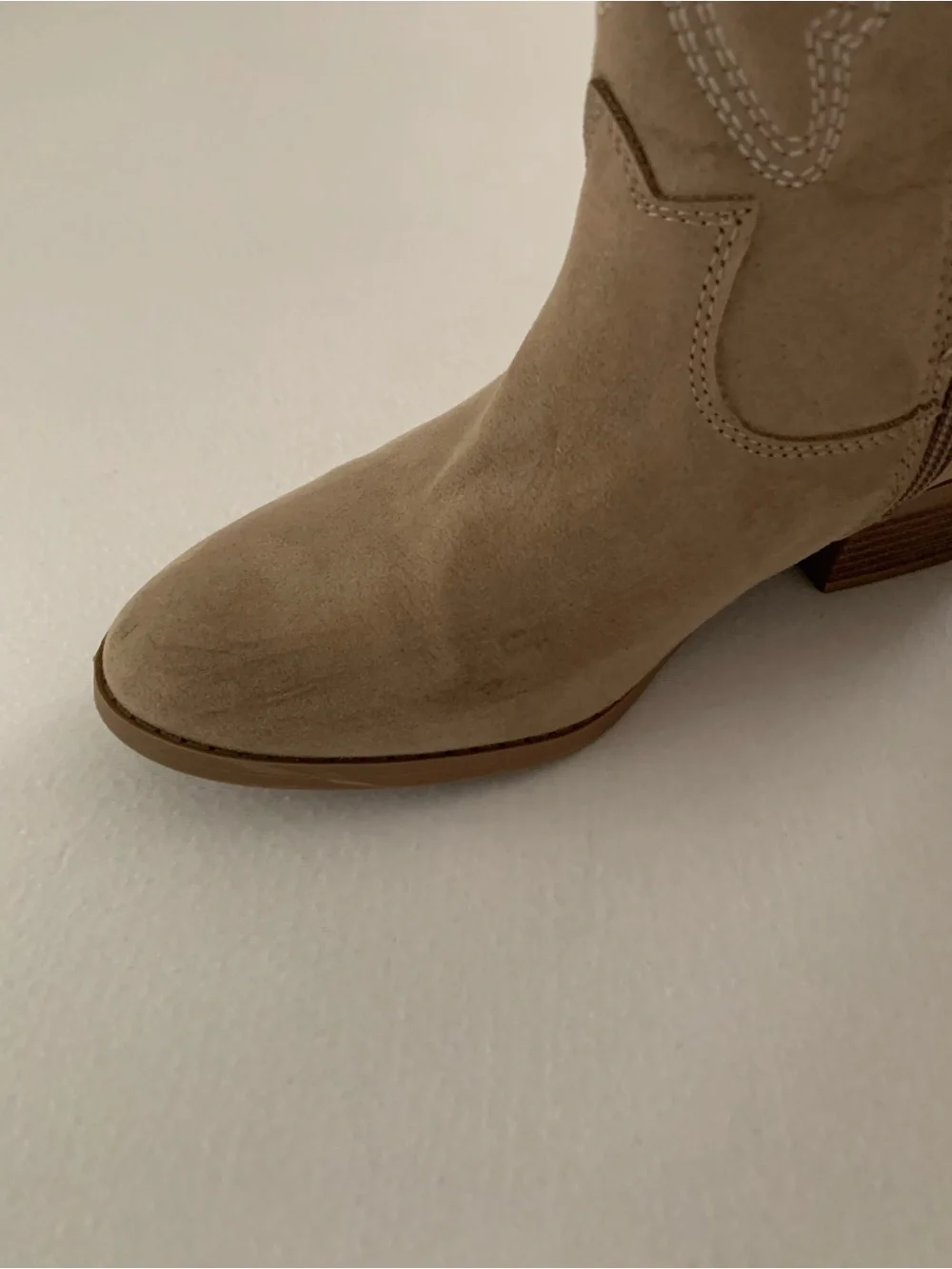 Old Navy Girls Tan Western Boots Embroidered Hearts Mid-Calf Boots Size 5Y